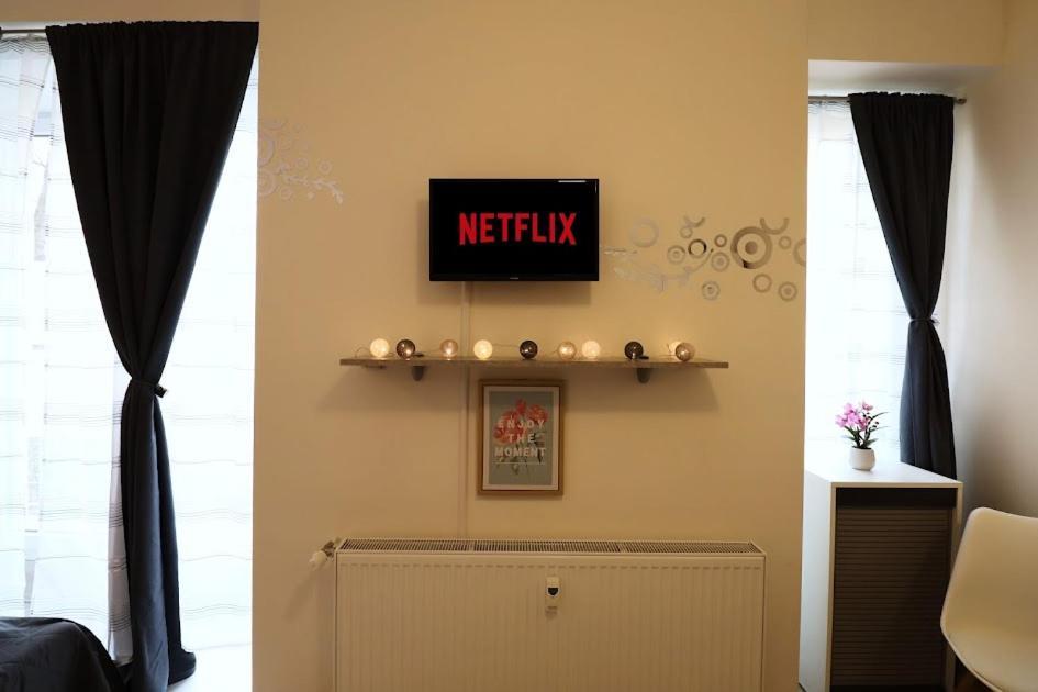 Cosy Studio, 15Min To Old Centre, Self-Check In, Free Wifi, Welcome Drink! Прага Екстер'єр фото